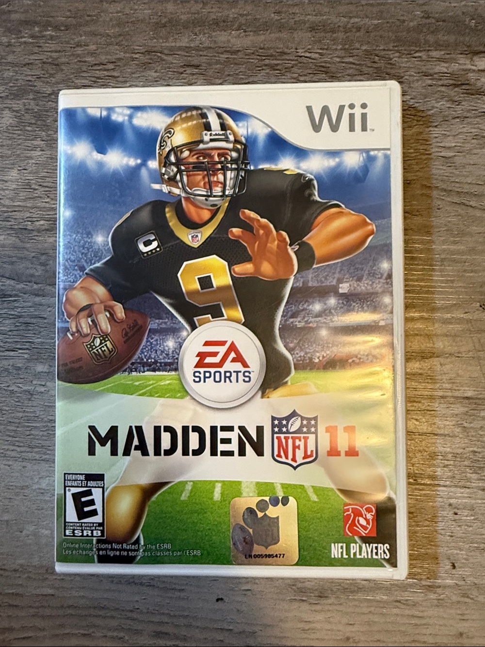EA Sports Madden NFL 11 (Wii) - Black & Gold Cover